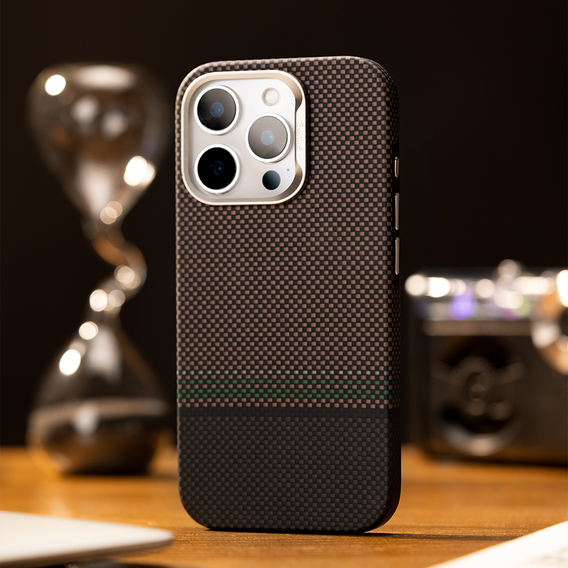 Etui BENKS Kevlar do iPhone 16 Pro, Magnetic Armor Pro Prestige Kevlar 600D Y065, do MagSafe, aktywny przycisk – brązowe