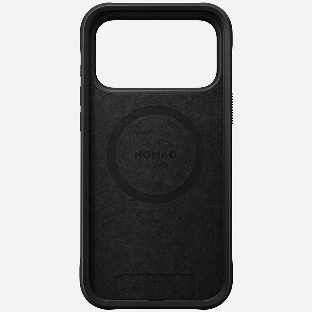 Wnętrzbe etui Nomad Rugged Case wyłożone mikrofibrą