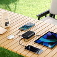 Powerbank VEGER K3 30000 mAh z wbudowanymi kablami USB-C i Lightning, PD 35W – Czarny