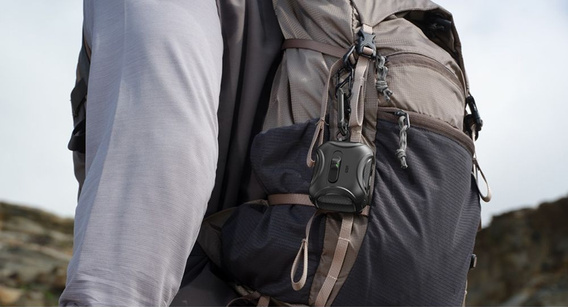 ESR Etui na słuchawki Airpods Pro 3, Cyber Flicklock Halolock MagSafe, black