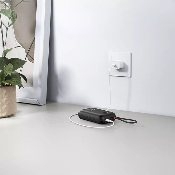 Powerbank VEGER K3 30000 mAh z wbudowanymi kablami USB-C i Lightning, PD 35W – Czarny