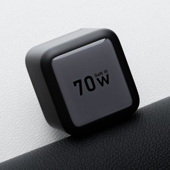 Ładowarka sieciowa do telefonu Forcell F-Energy GaN USB-C + USB-A + zwijany kabel USB-C PD QC4.0 3A 70W VT-R7 - szara