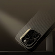 Etui do iPhone 16 Pro, pancerne Nillkin, Carbon Fiber, do Magsafe, złote