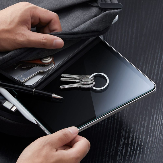 Szkło Hartowane ESR do iPad Pro 13" 2024 (7 gen.), z ramką do montażu (2 sztuki)