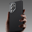 Etui BENKS Kevlar do Samsung Galaxy S25, Carbon Fiber 600D 0043, do MagSafe, czarne